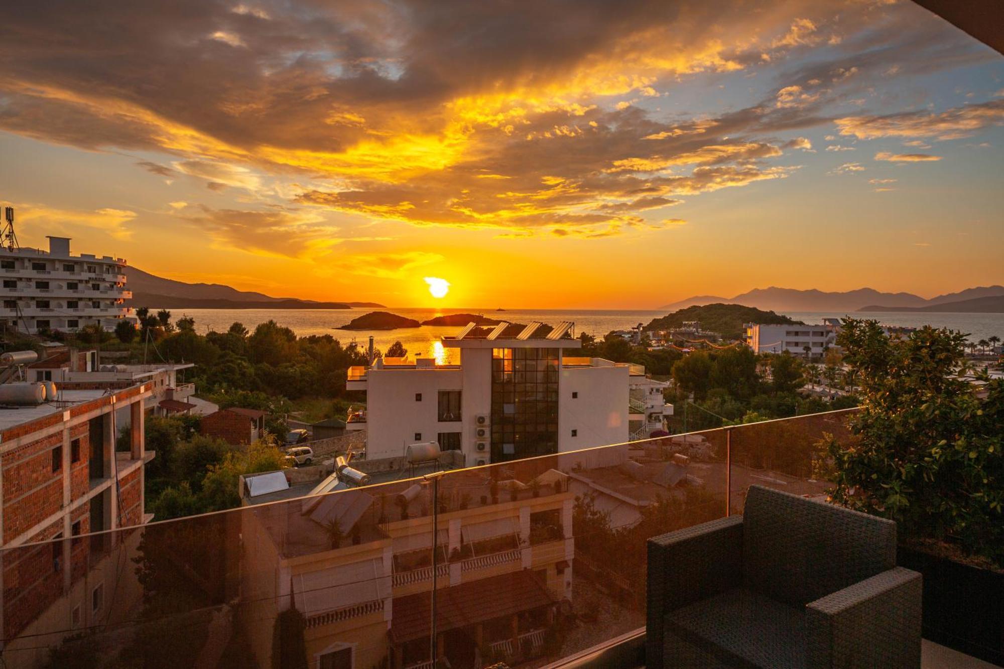 Hotel Sole Mare كساميل المظهر الخارجي الصورة
